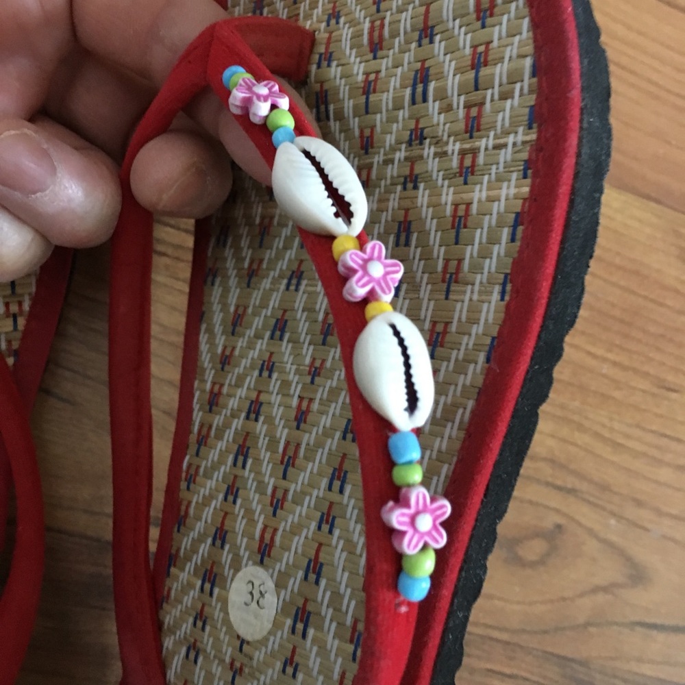 Sandals - Picture 2 of 3